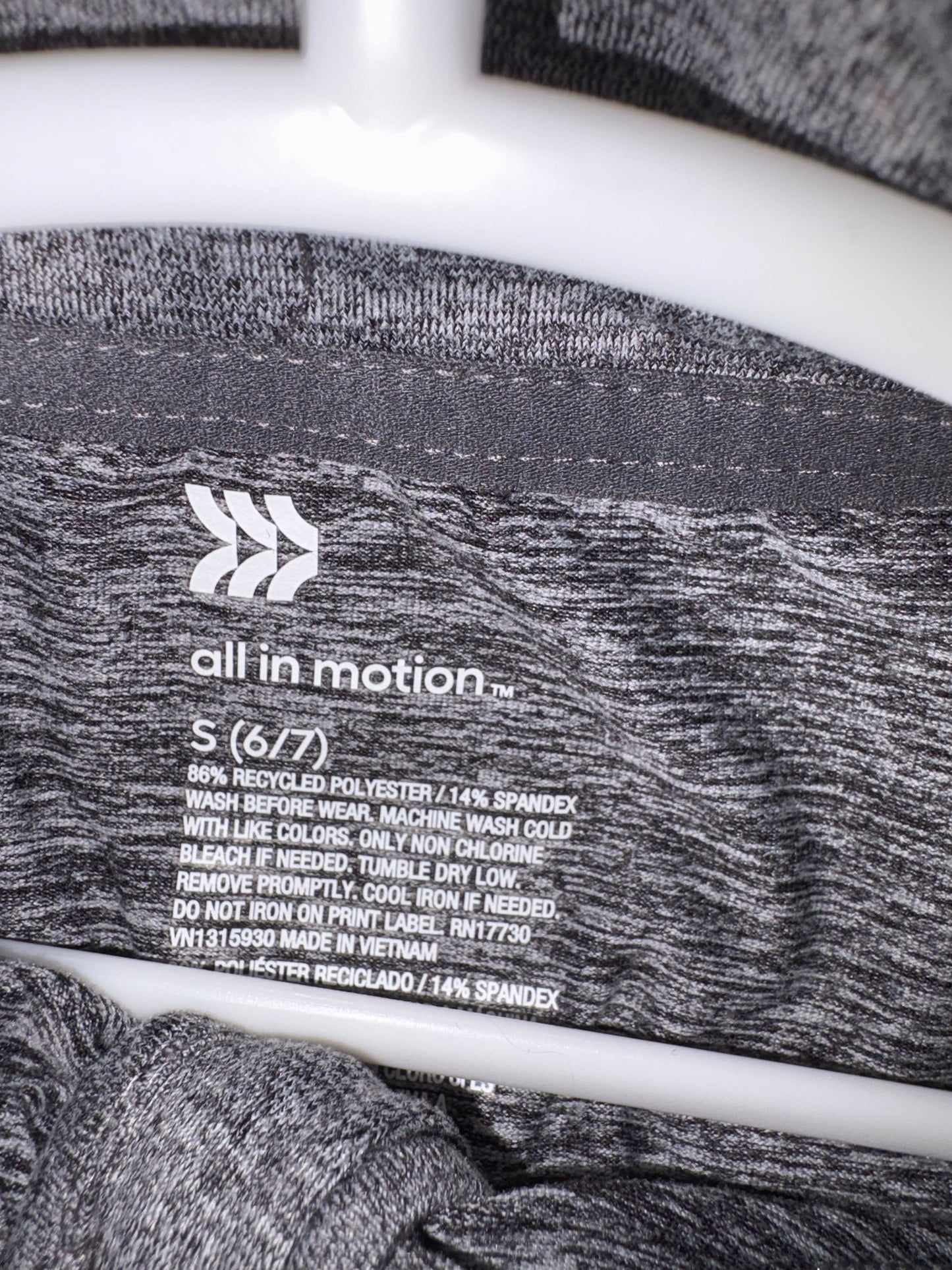 Size 6/7 Youth, Gray pullover, All In Motion Brand