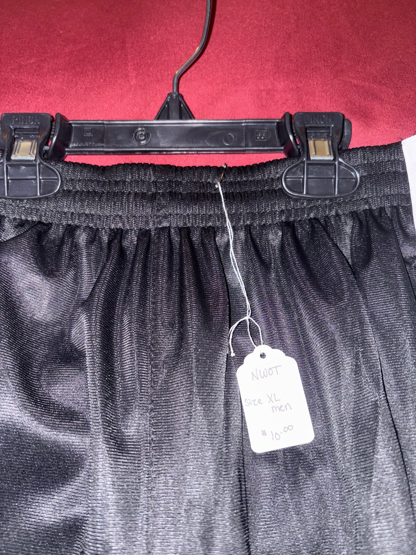 Size XL men’s snap down pants, NWOT