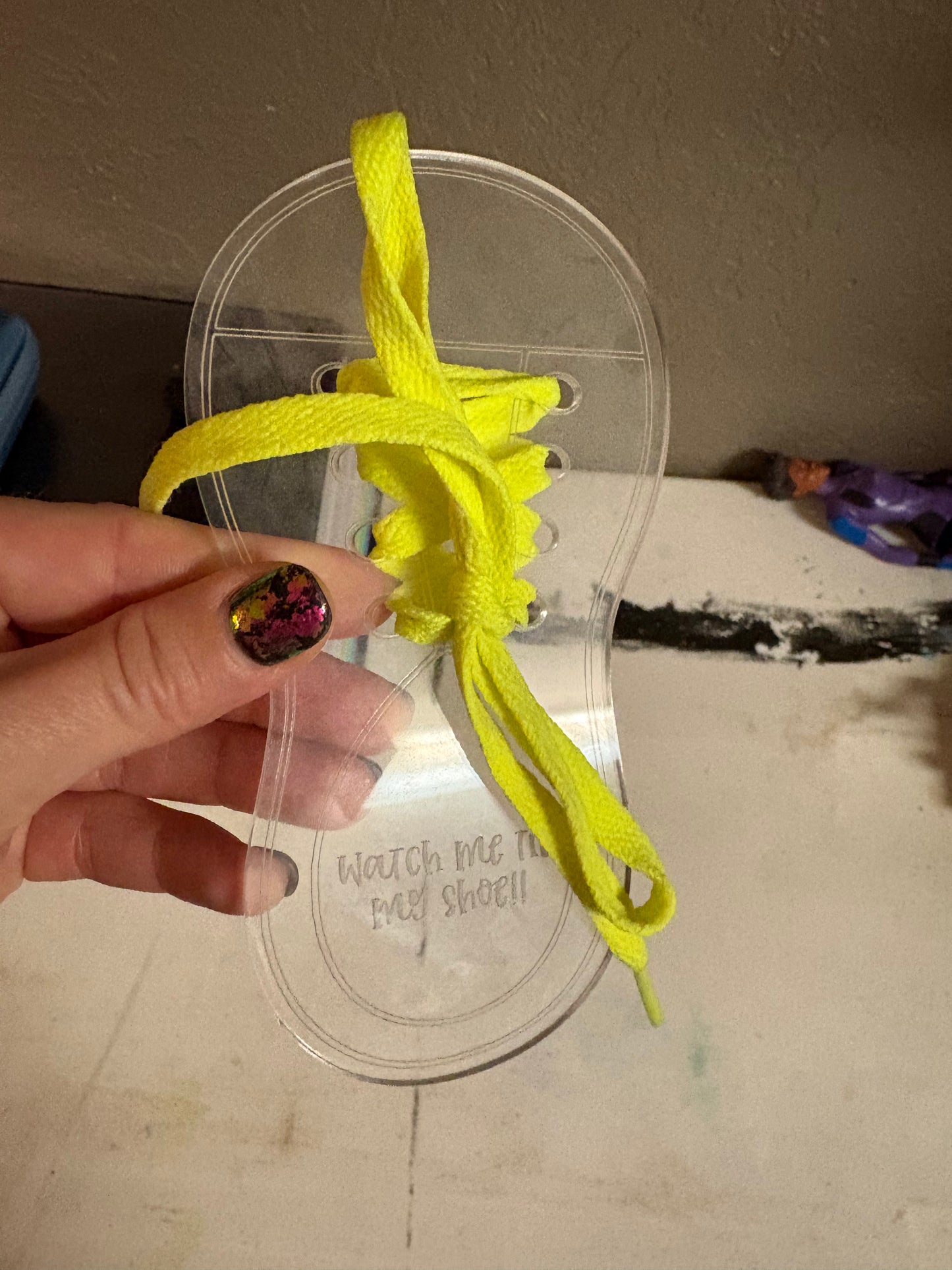 Watch me tie my shoe - shoe tying learning tool for kids 