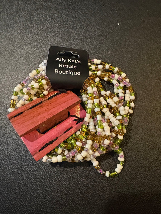 Handmade in Mexico, Pink Wooden Clasp Bracelet