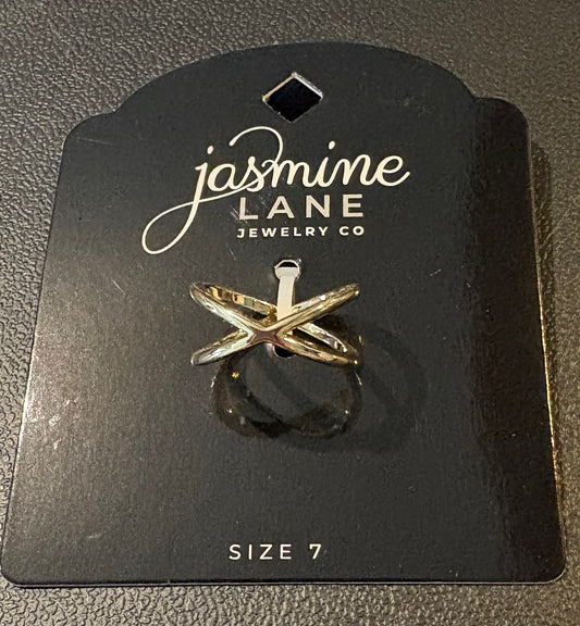 Size 7 Gold X Ring
