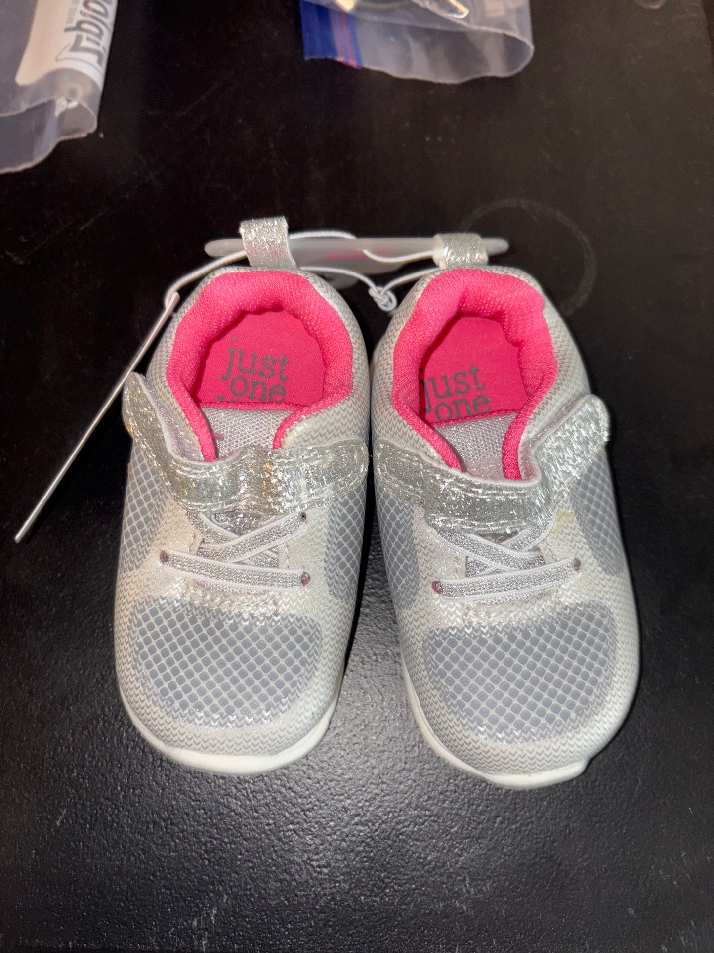Girls Pink & Silver Glitter Toddler Size 4 Shoes