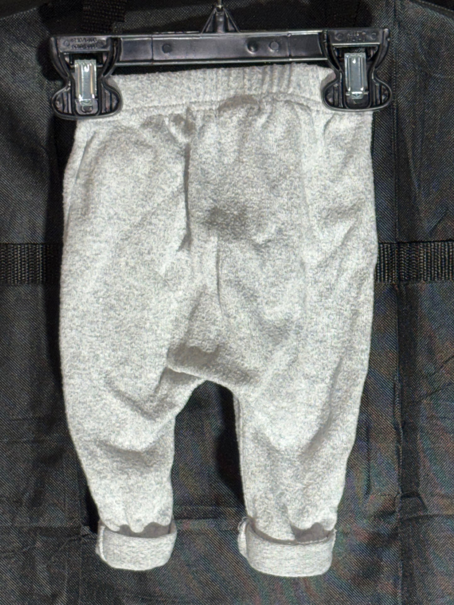 Size 0-3 month, Old Navy, knit gray pants