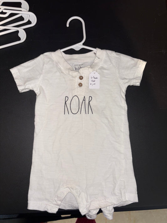 Size 6-9 month, White jumper