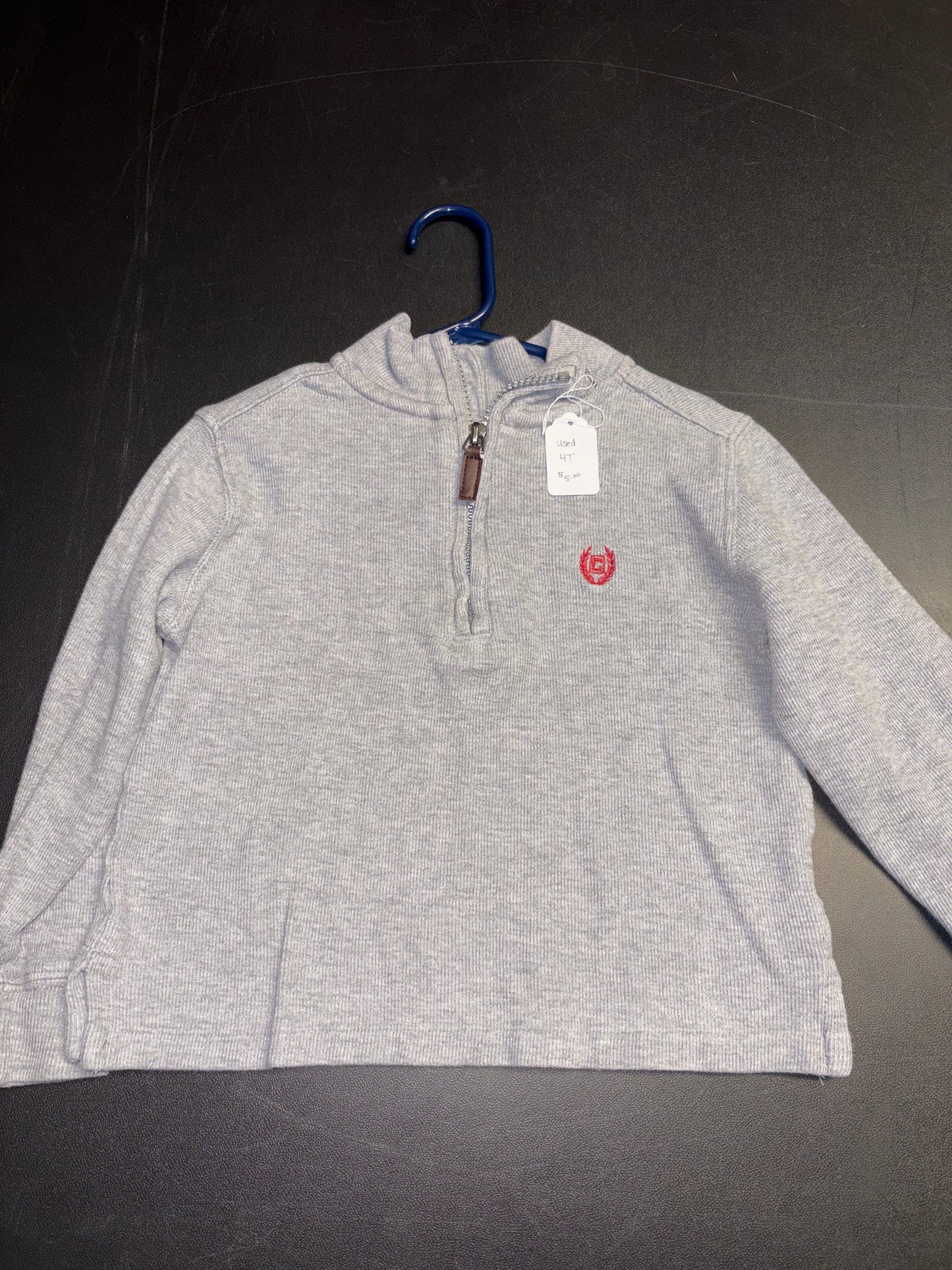 Size 4T, Chaps Brand, Gray long sleeved sweatshirt pullover