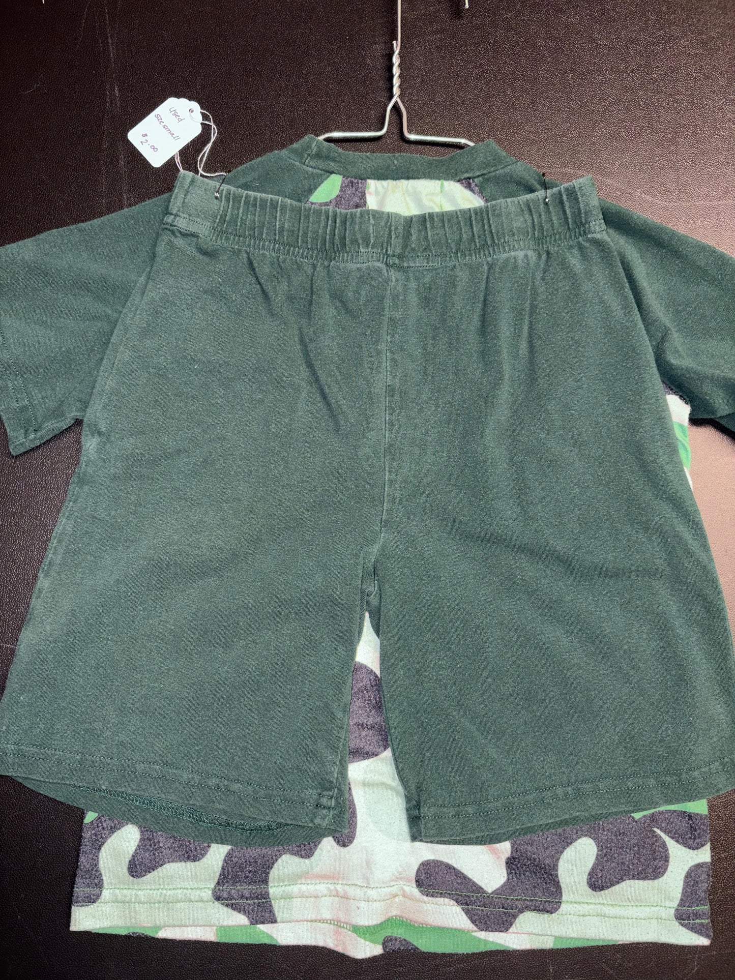 Size Small Green camo PJs