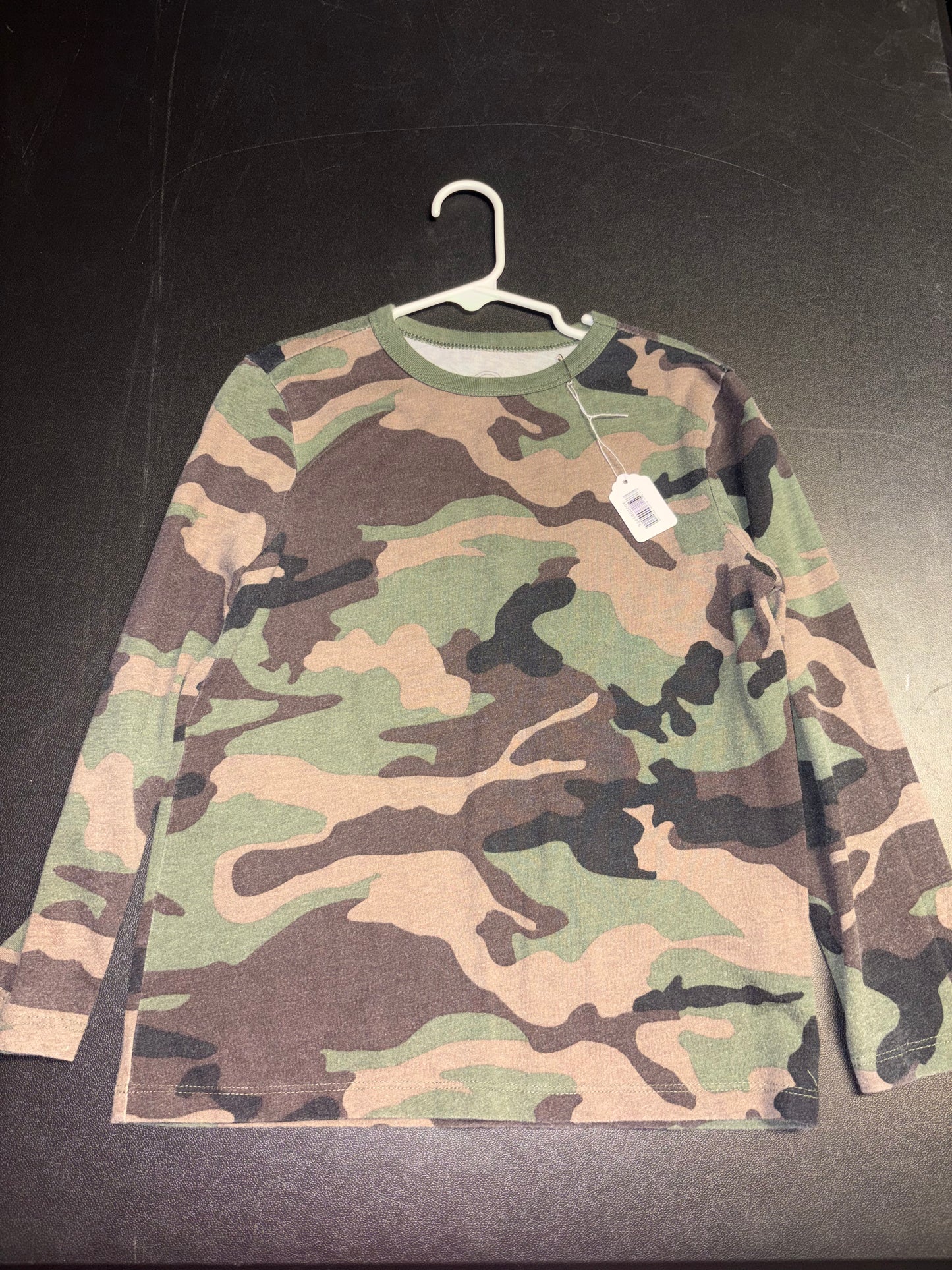 Size 6/7 Youth, Green Camo long sleeved shirt, Wonder Nation Brand