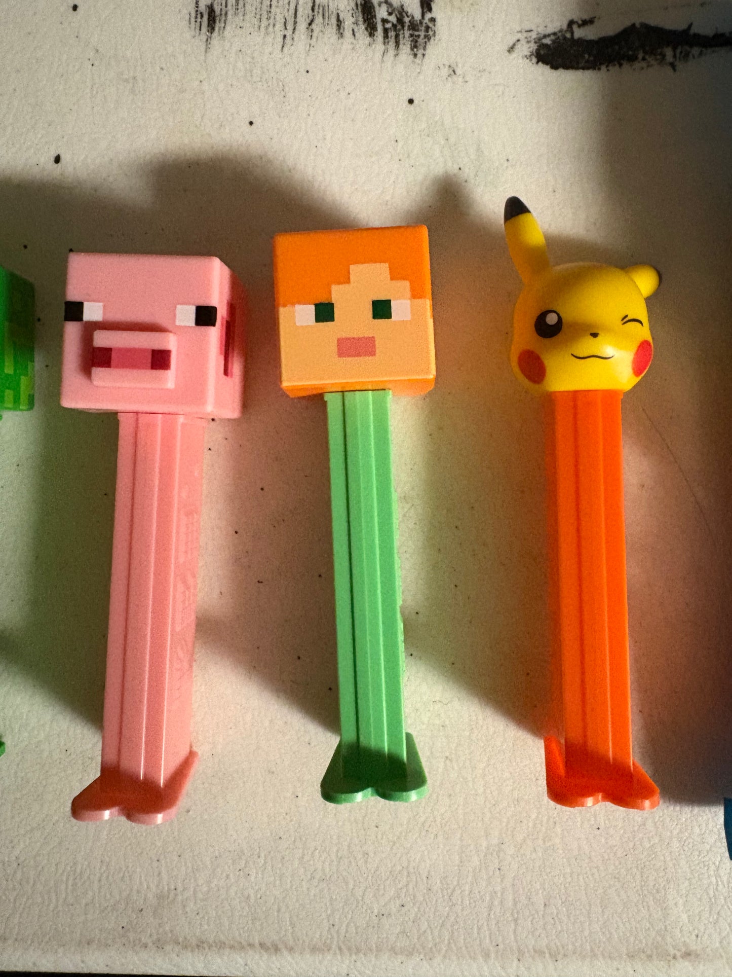 Pez dispensers, set of 10 - Three brand new in package