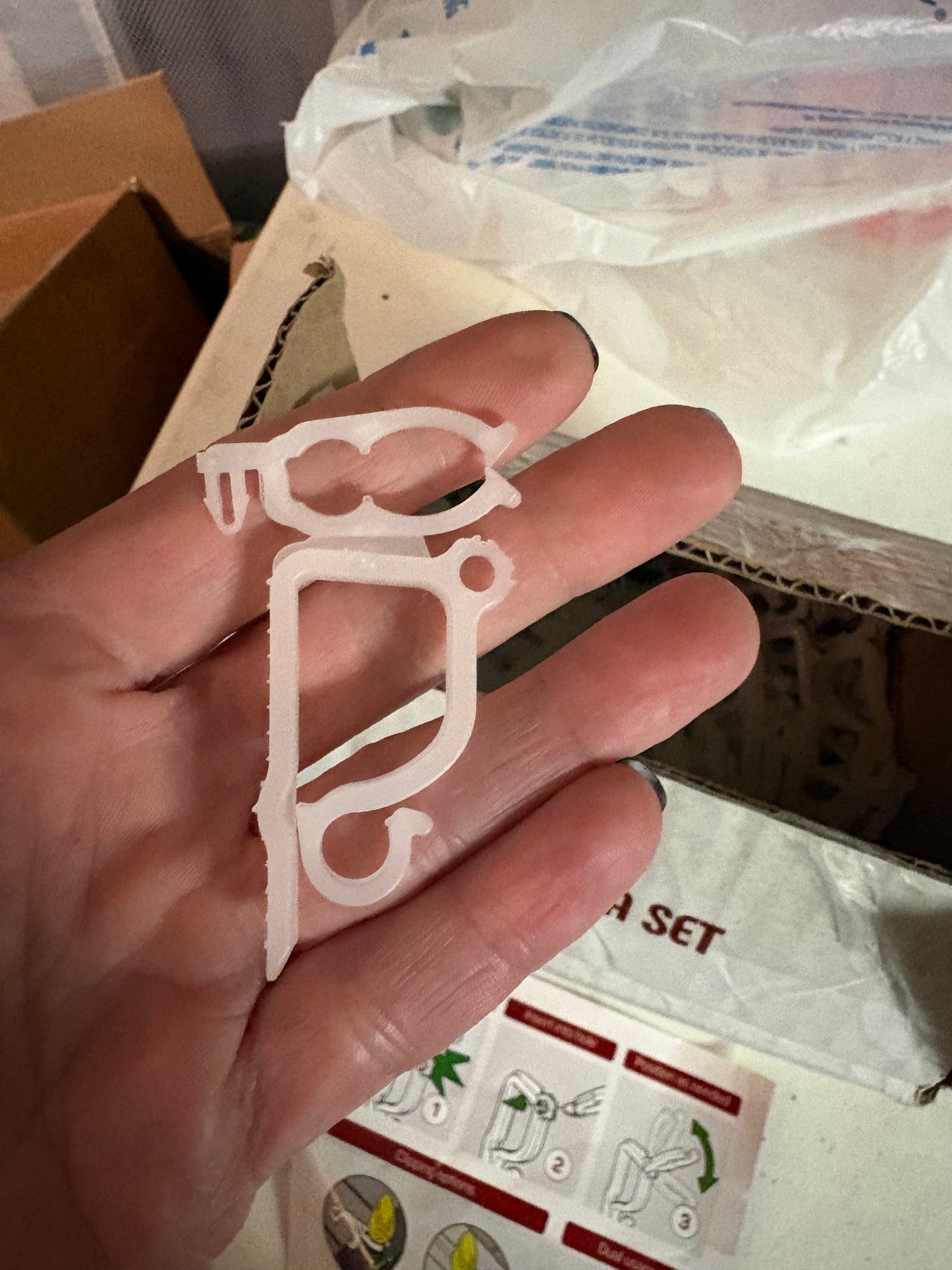 200 light clip holders